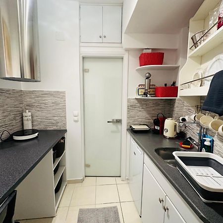 Gianna'S Apartment Central Aigio Cozy And Shining Экстерьер фото
