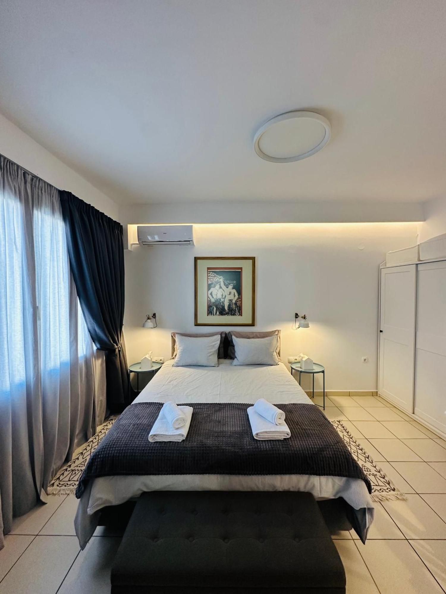 Gianna'S Apartment Central Aigio Cozy And Shining Экстерьер фото